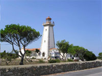 Aude tourisme phare falaise Leucate